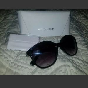 Michael Kors Other - Michael Kors Women's Gradient Black Sunglasses Michael Kors Other - Michael Kors Women's Gradient Black Sunglasses